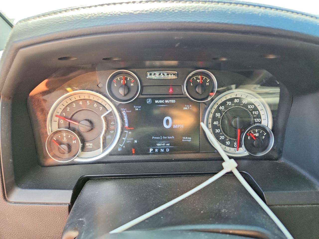 2015 Ram 1500 Laramie White vin: 1C6RR7NT5FS767050