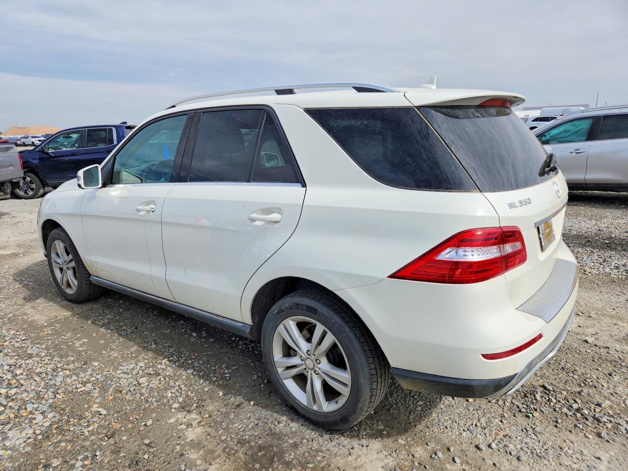 2013 Mercedes-benz Ml 350 4matic White vin: 4JGDA5HB5DA249441