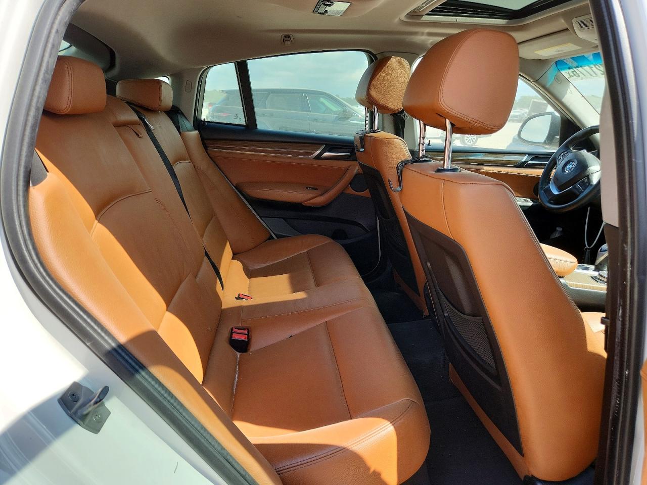 2015 Bmw X4 Xdrive28i Белый vin: 5UXXW3C53F0M88731
