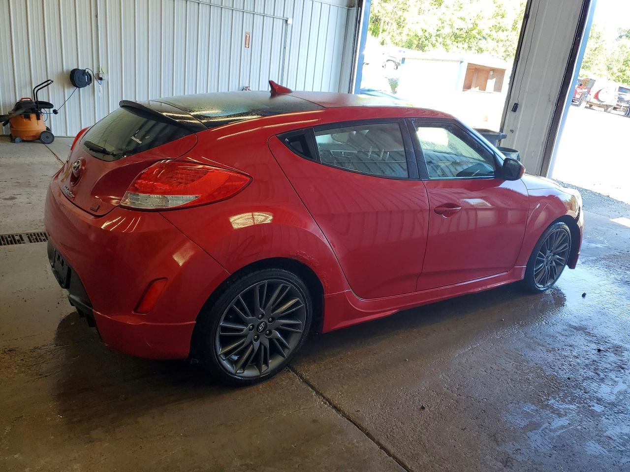 2013 Hyundai Veloster Re Mix Red vin: KMHTC6AD5DU141455
