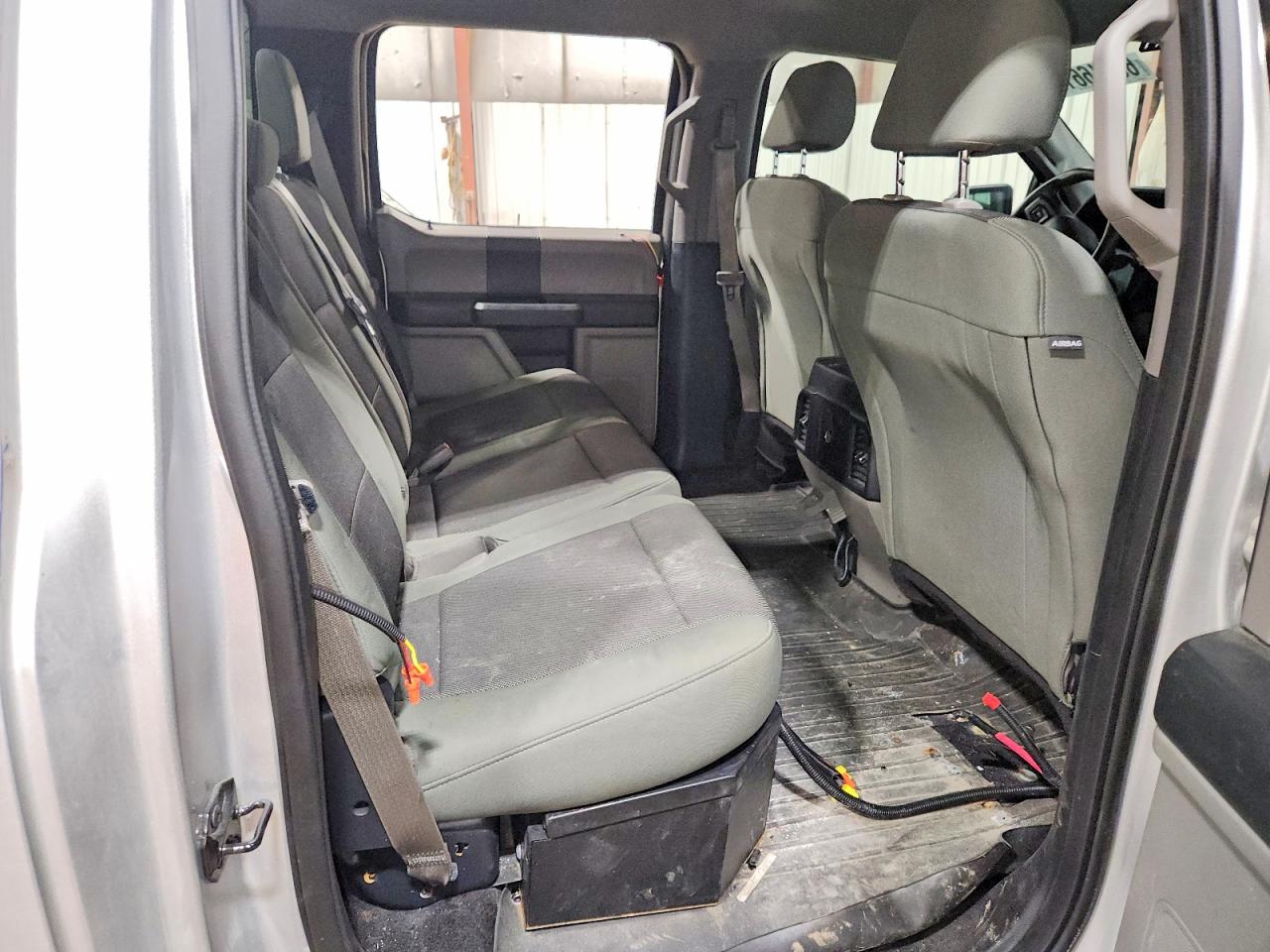 2015 Ford F150 Supercrew Silver vin: 1FTEW1EG9FKE55166