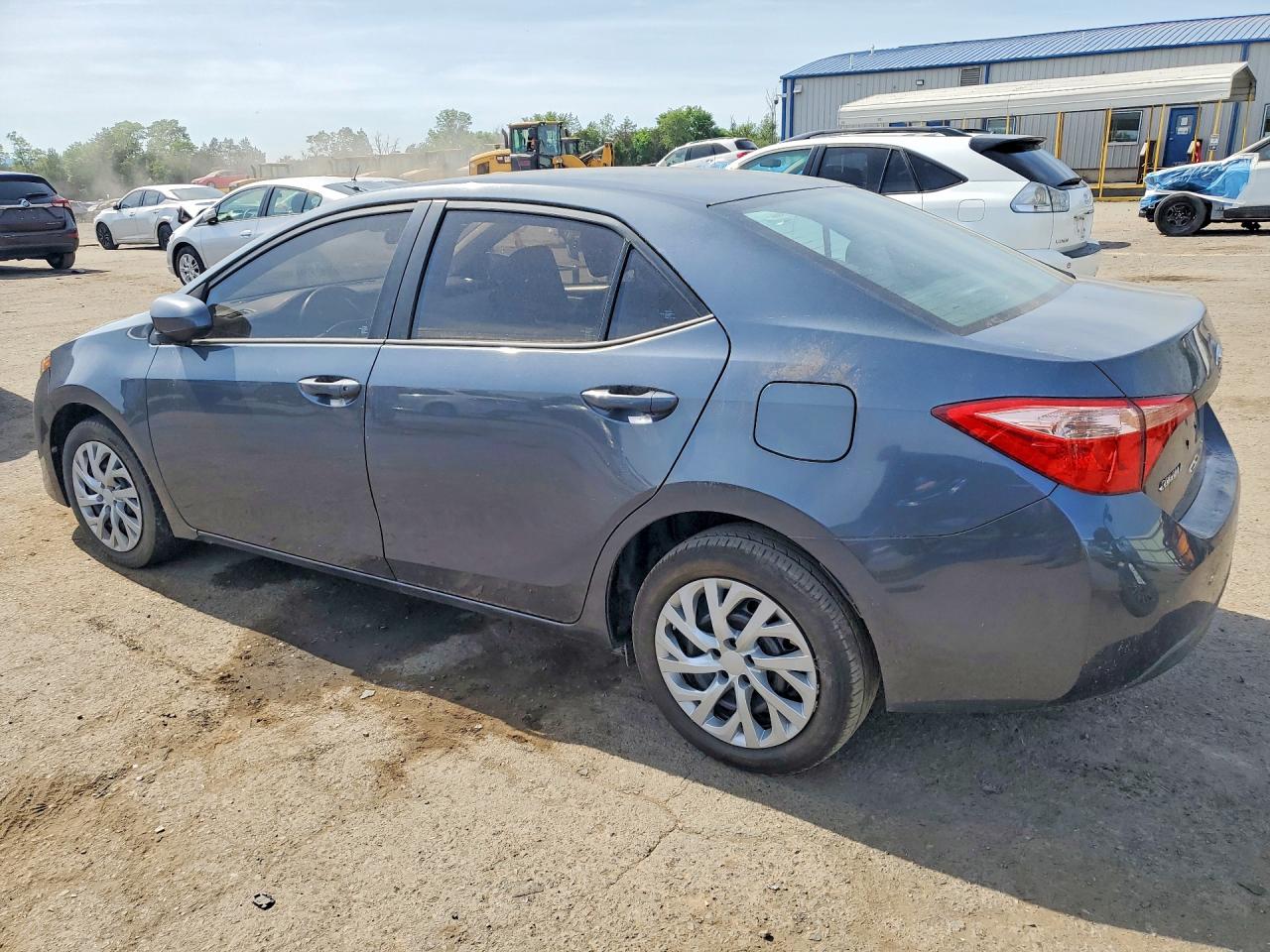 2017 Toyota Corolla Le Blue vin: 5YFBURHE8HP593769