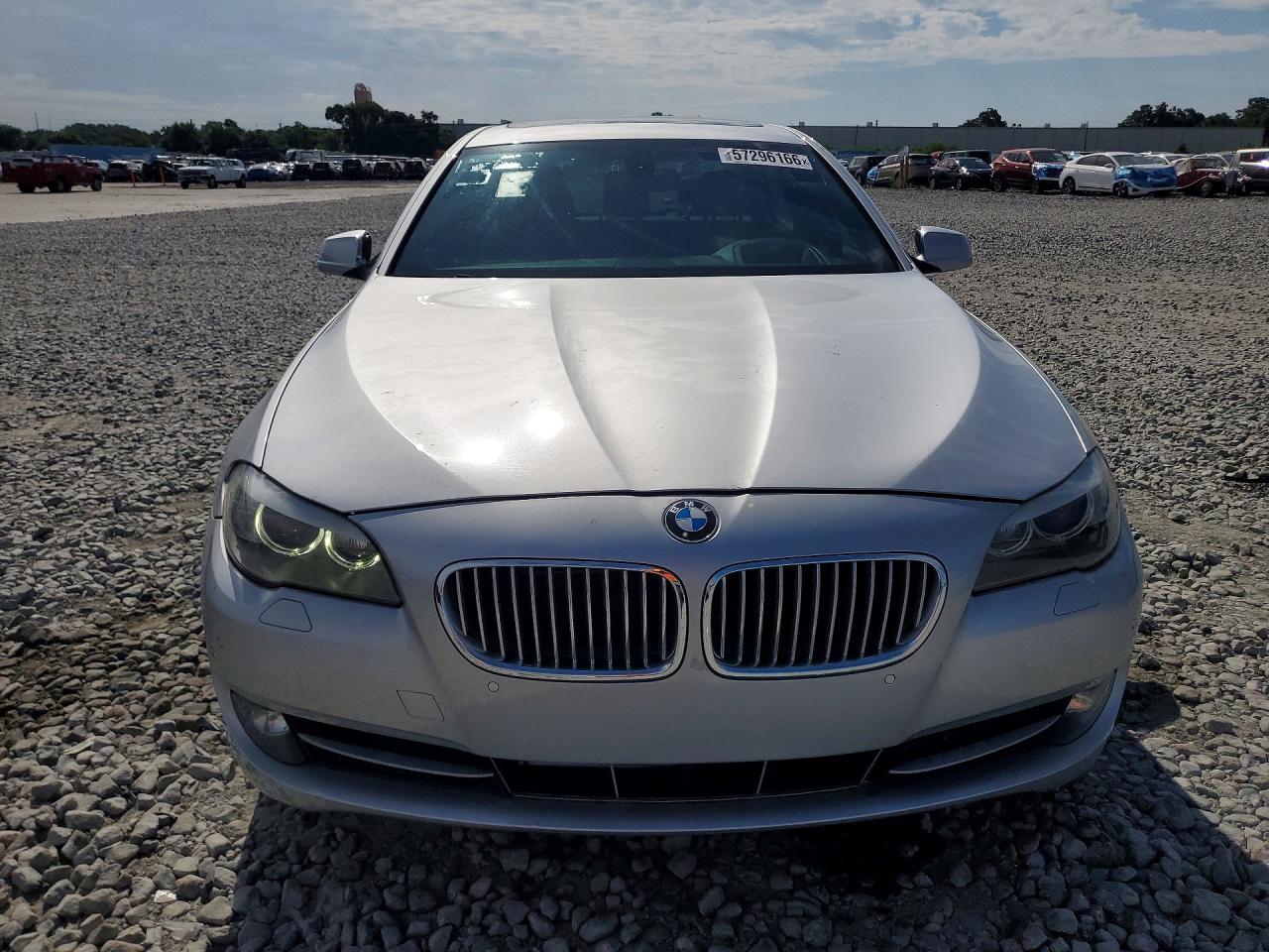2012 Bmw 550 Xi Silver vin: WBAFU9C59CC786987