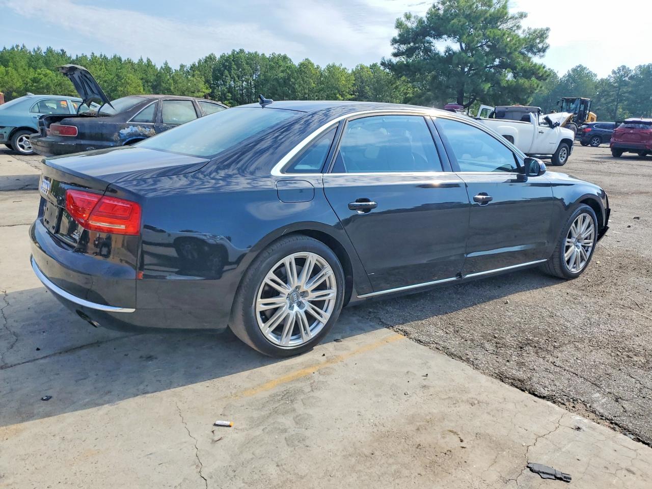 2012 Audi A8 L Quattro Black vin: WAURVAFDXCN008264