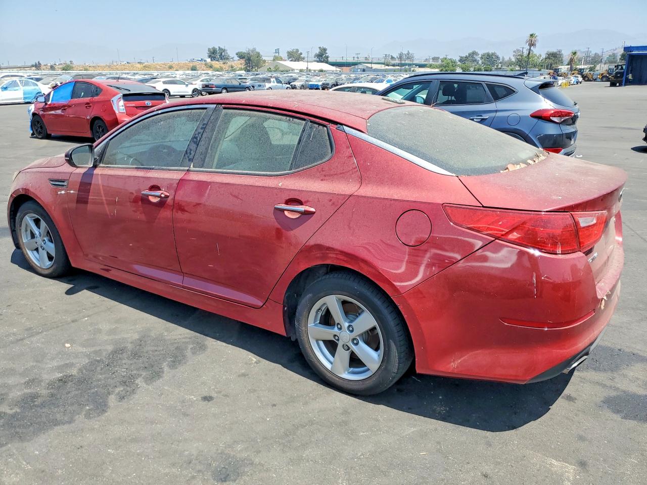 2015 Kia Optima Lx Red vin: 5XXGM4A76FG473575
