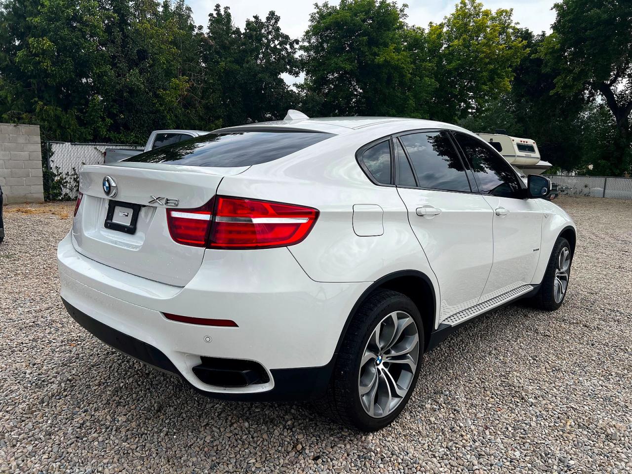 2014 Bmw X6 Xdrive50i White vin: 5UXFG8C52EL592985