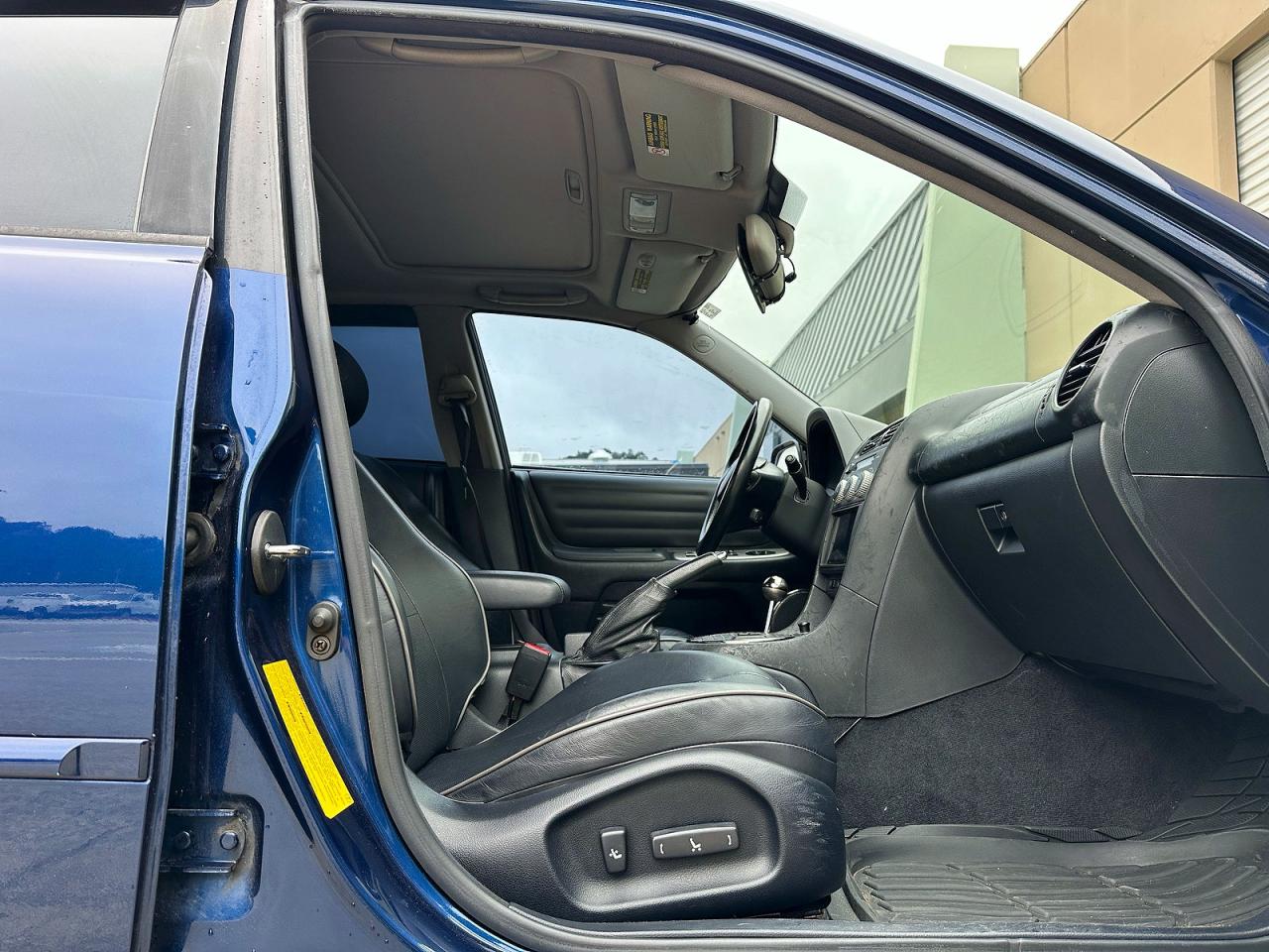 2004 Lexus Is 300 Base Blue vin: JTHBD192X40091774
