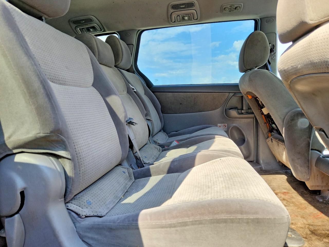 2009 Toyota Sienna Le 8-passenger Белый vin: 5TDZK23C79S252437
