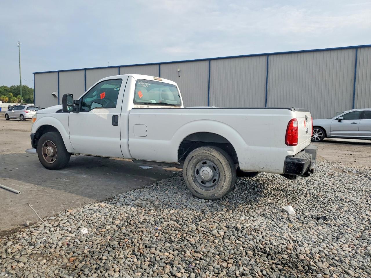 2013 Ford F250 Super Duty White vin: 1FTBF2A6XDEB44444