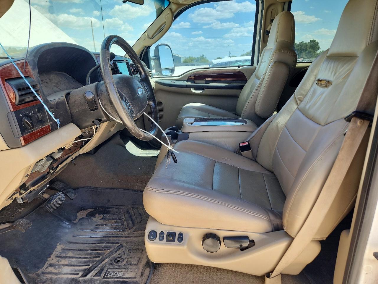 2006 Ford F250 Super Duty White vin: 1FTSW21P26EA26965
