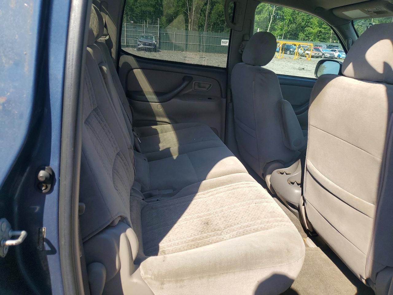 2005 Toyota Tundra Double Cab Sr5 Blue vin: 5TBDT44165S494428