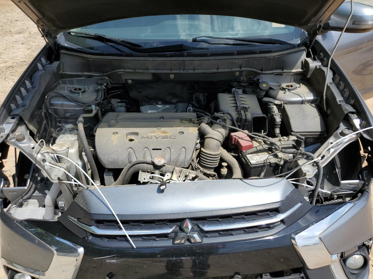 2019 Mitsubishi Outlander Sport Se Gray vin: JA4AP4AU3KU017972 Damage: Grille, Broken, Replacement Required