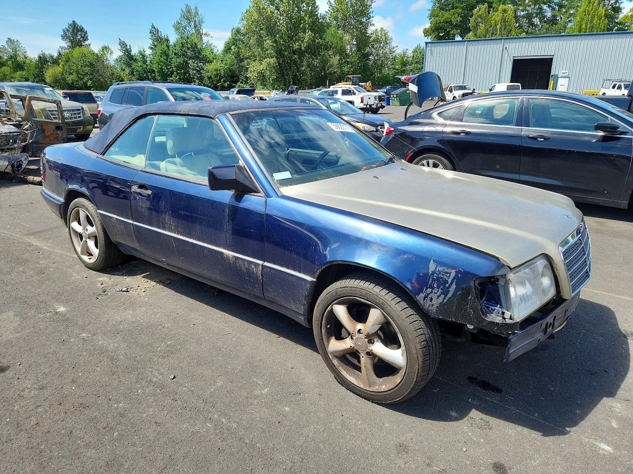 1995 Mercedes-benz E 320 Blue vin: WDBEA66EXSC279188
