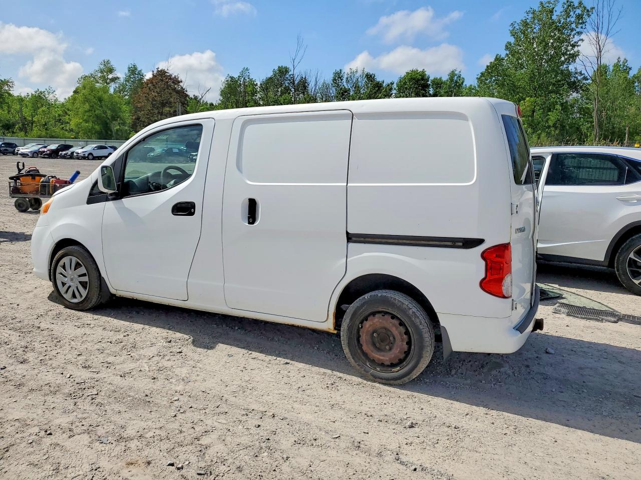 2017 Nissan Nv200 Sv White vin: 3N6CM0KN3HK693206