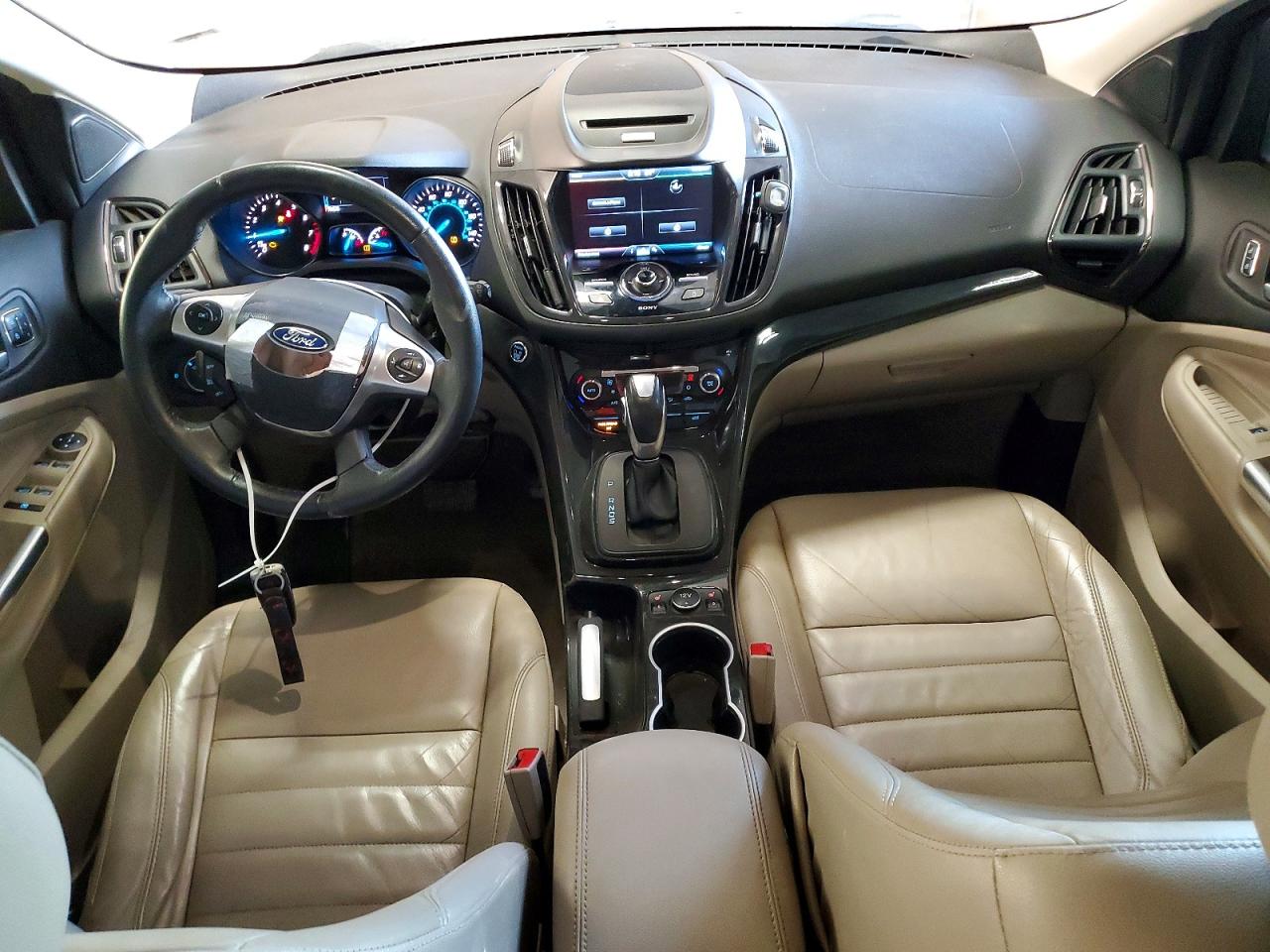 2015 Ford Escape Titanium Белый vin: 1FMCU0JX2FUC24994