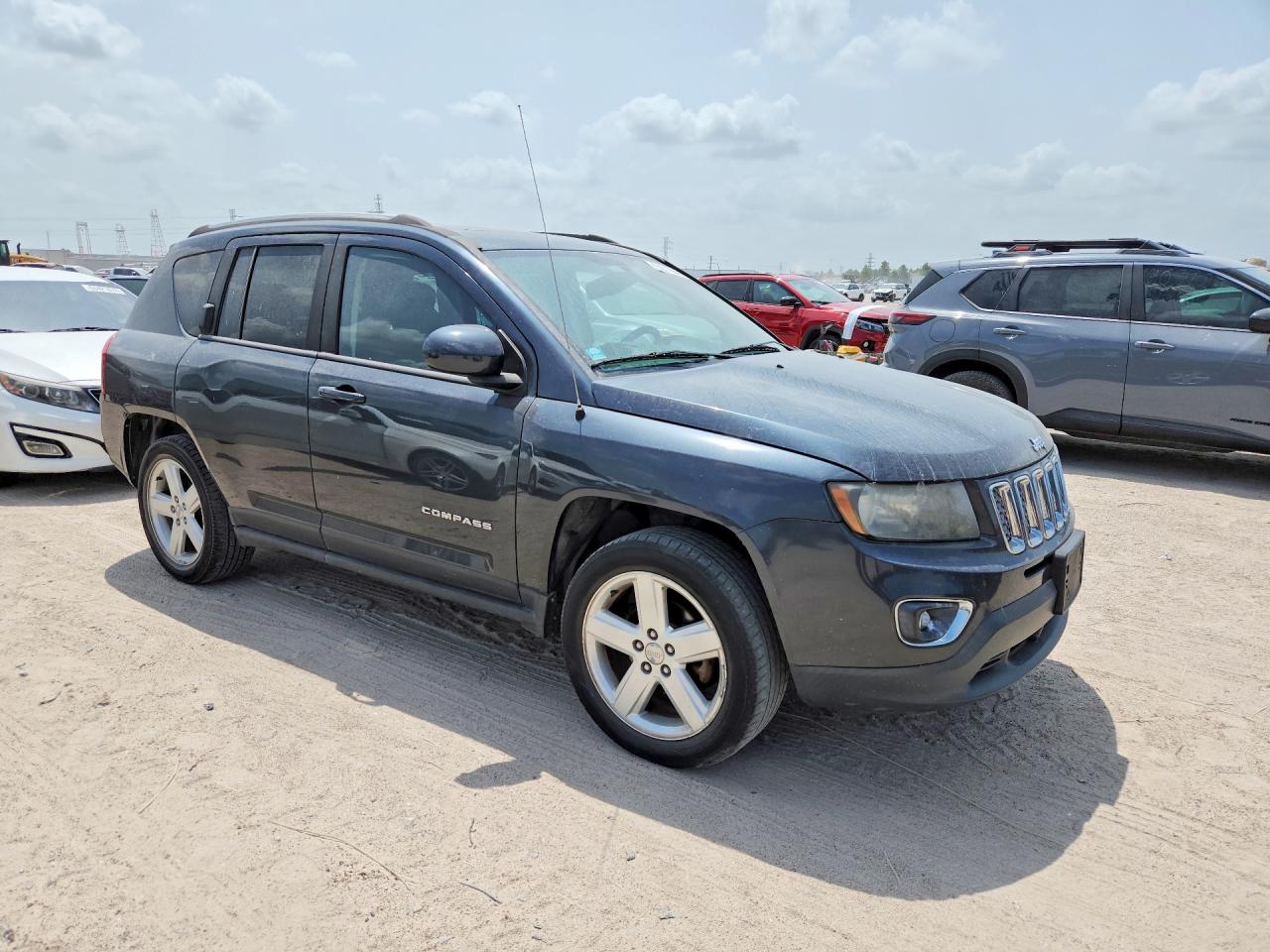 2014 Jeep Compass Latitude Gray vin: 1C4NJCEA1ED831187