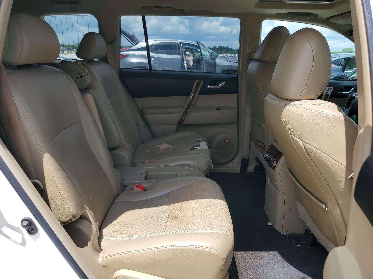 2012 Toyota Highlander Limited White vin: 5TDYK3EH4CS060703