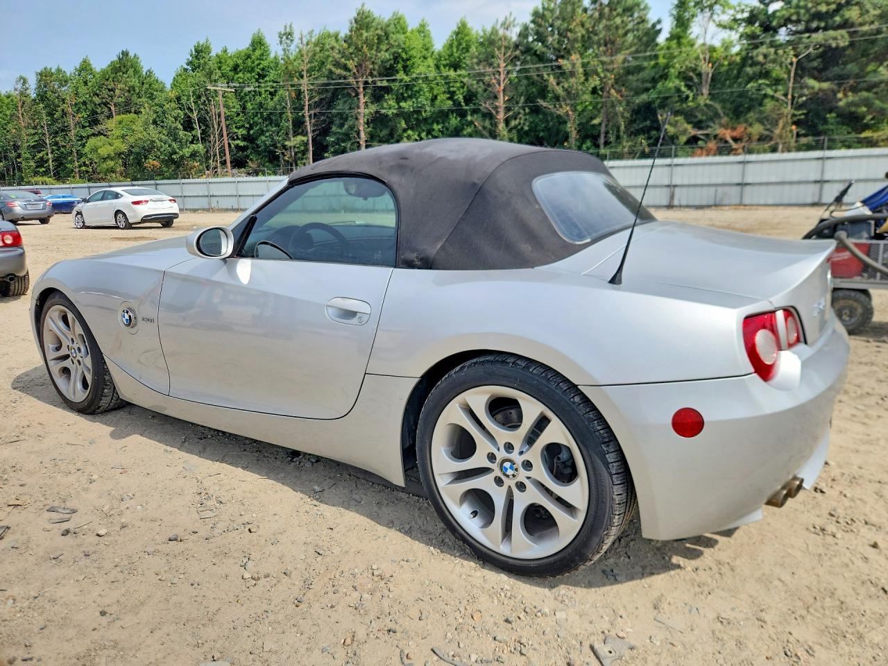 2005 Bmw Z4 3.0 Silver vin: 4USBT53545LU10532