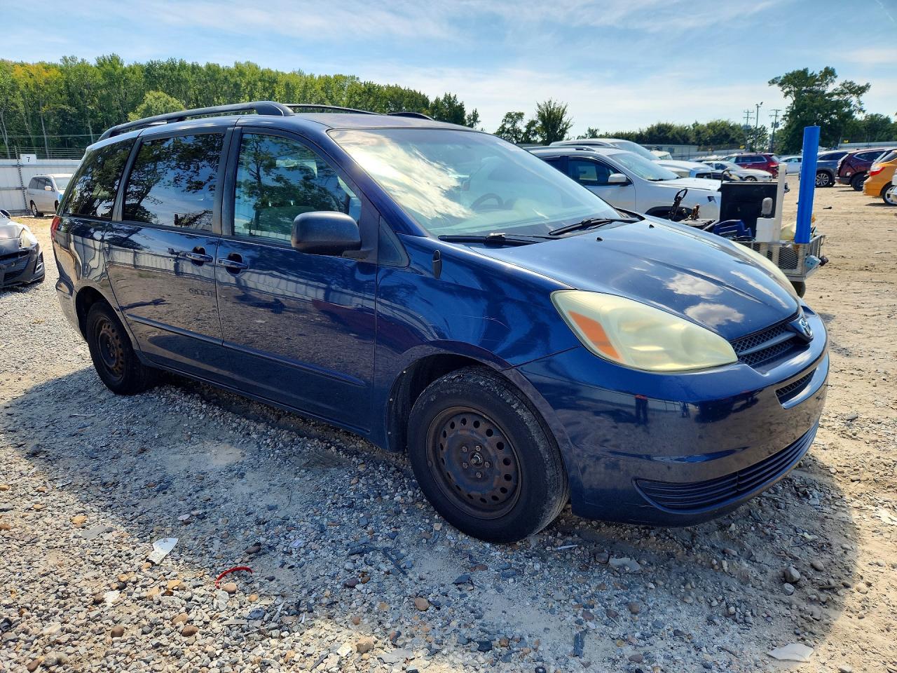 2004 Toyota Sienna Le 7 Passenger Синий vin: 5TDZA23C24S195981