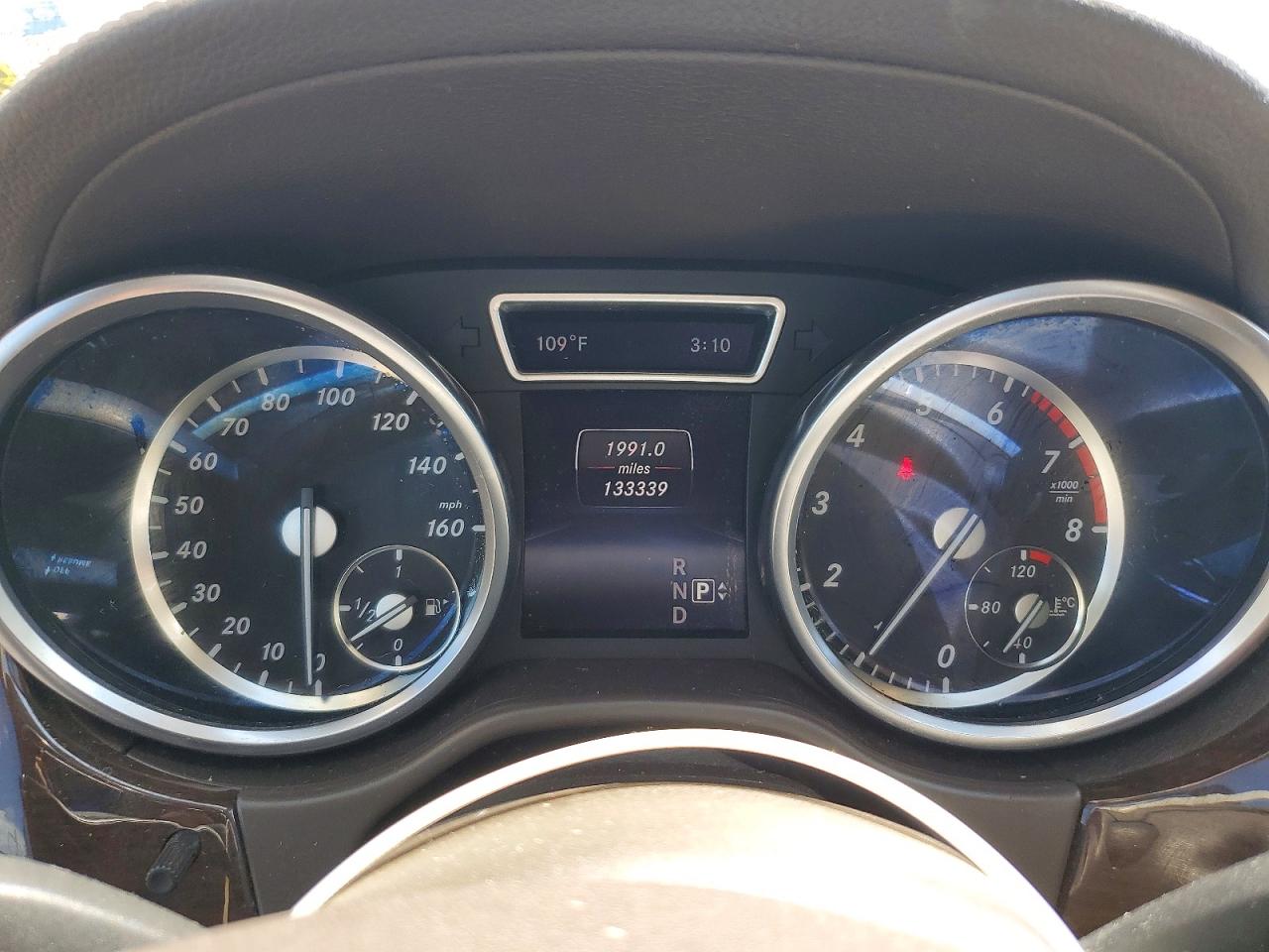 2014 Mercedes-benz Gl 450 4matic White vin: 4JGDF7CE9EA332273