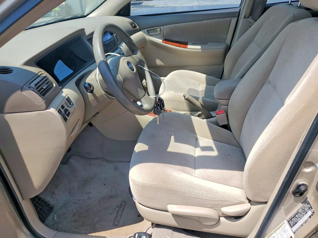 2006 Toyota Corolla Le Gold vin: 2T1BR32E76C650953