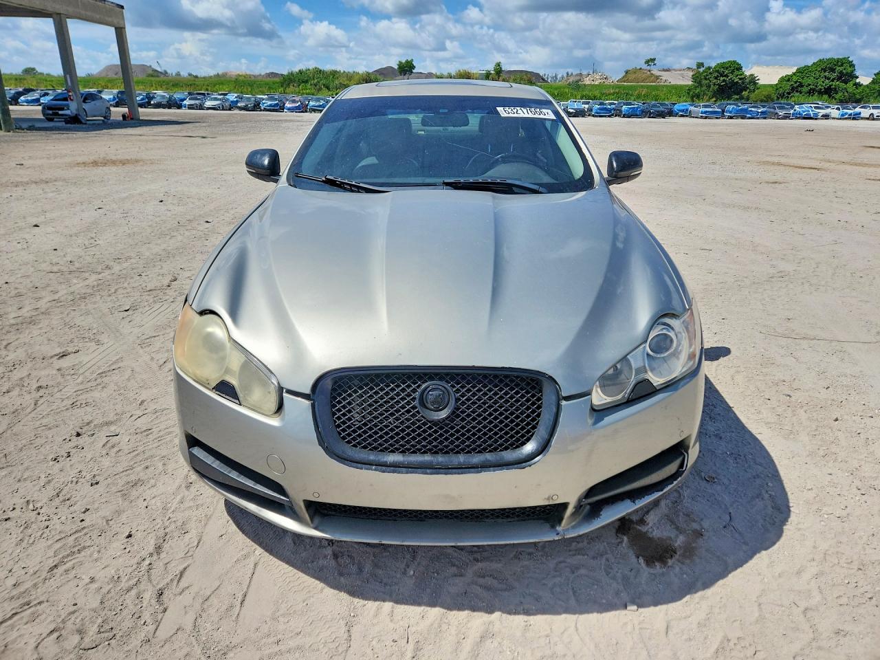 2011 Jaguar Xf Premium Silver vin: SAJWA0GB8BLS18379