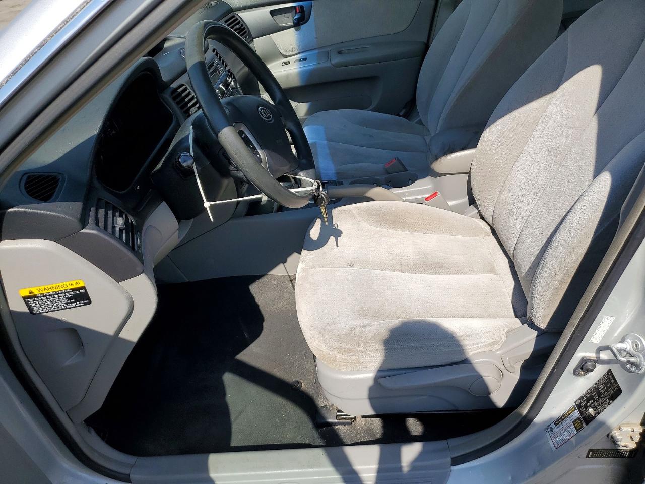 2008 Kia Optima Lx Silver vin: KNAGE123585241139