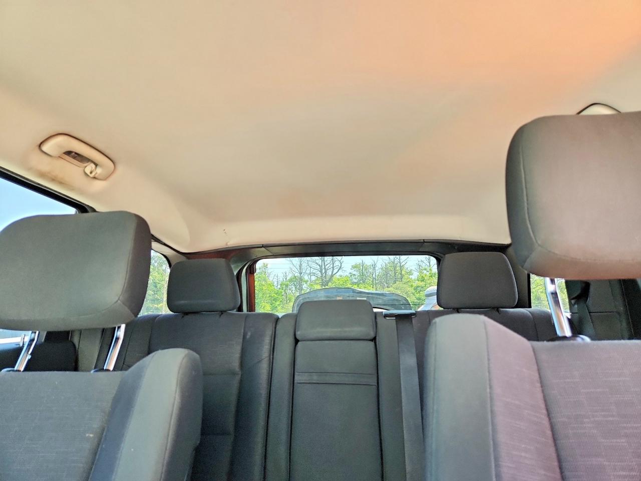 2012 Jeep Grand Cherokee Laredo White vin: 1C4RJFAG8CC250561