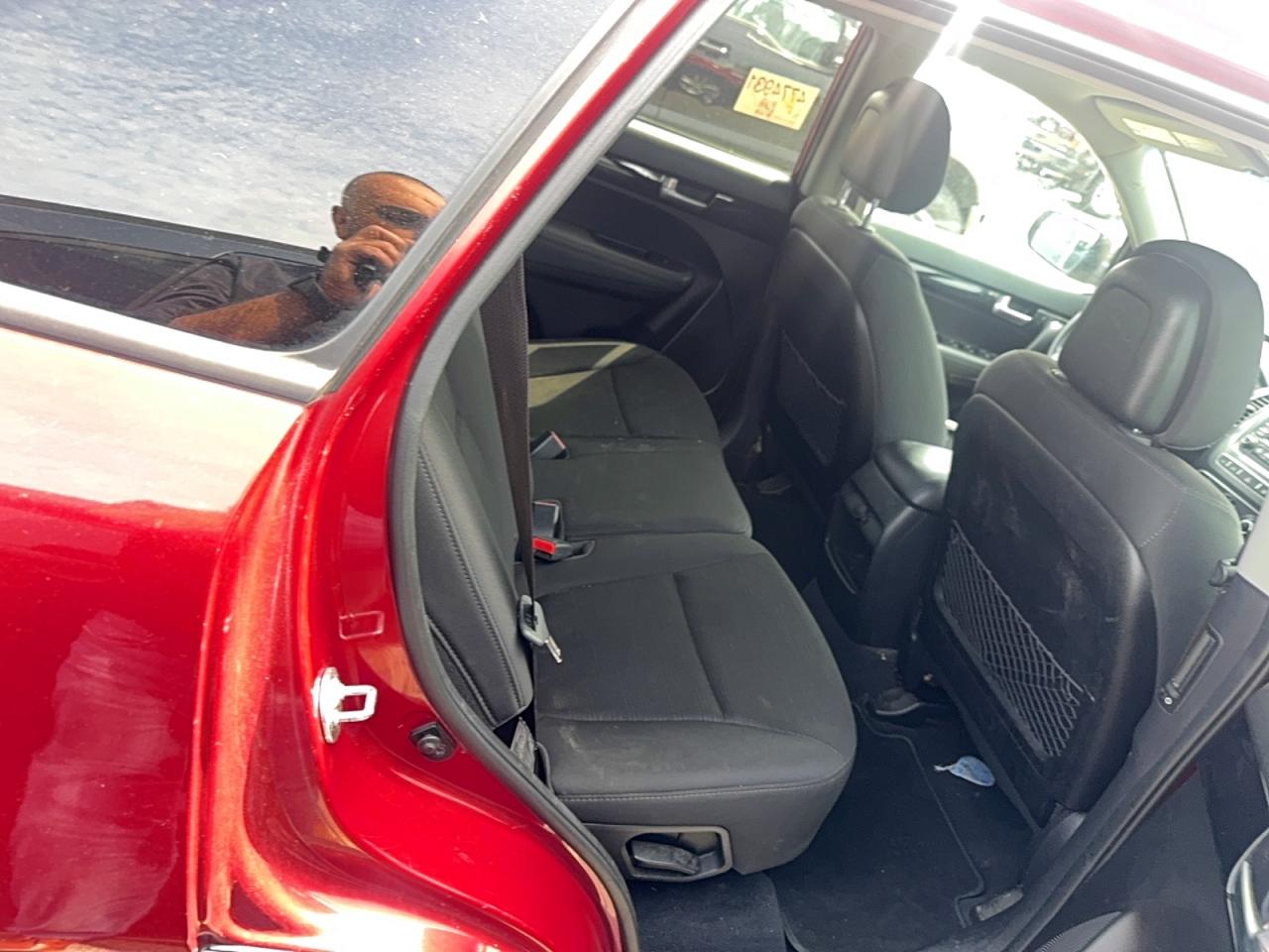 2014 Kia Sorento Lx Red vin: 5XYKT3A68EG514040