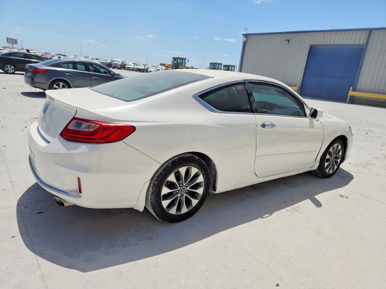 2014 Honda Accord Lx-s White vin: 1HGCT1B32EA009495