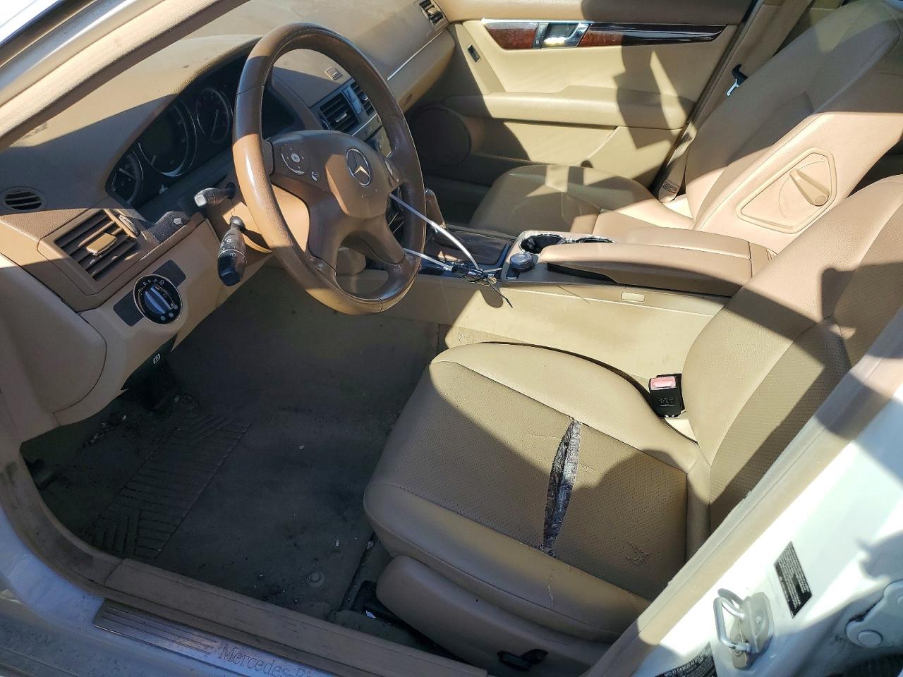 2008 Mercedes-benz C 300 4matic White vin: WDDGF81X08F139972