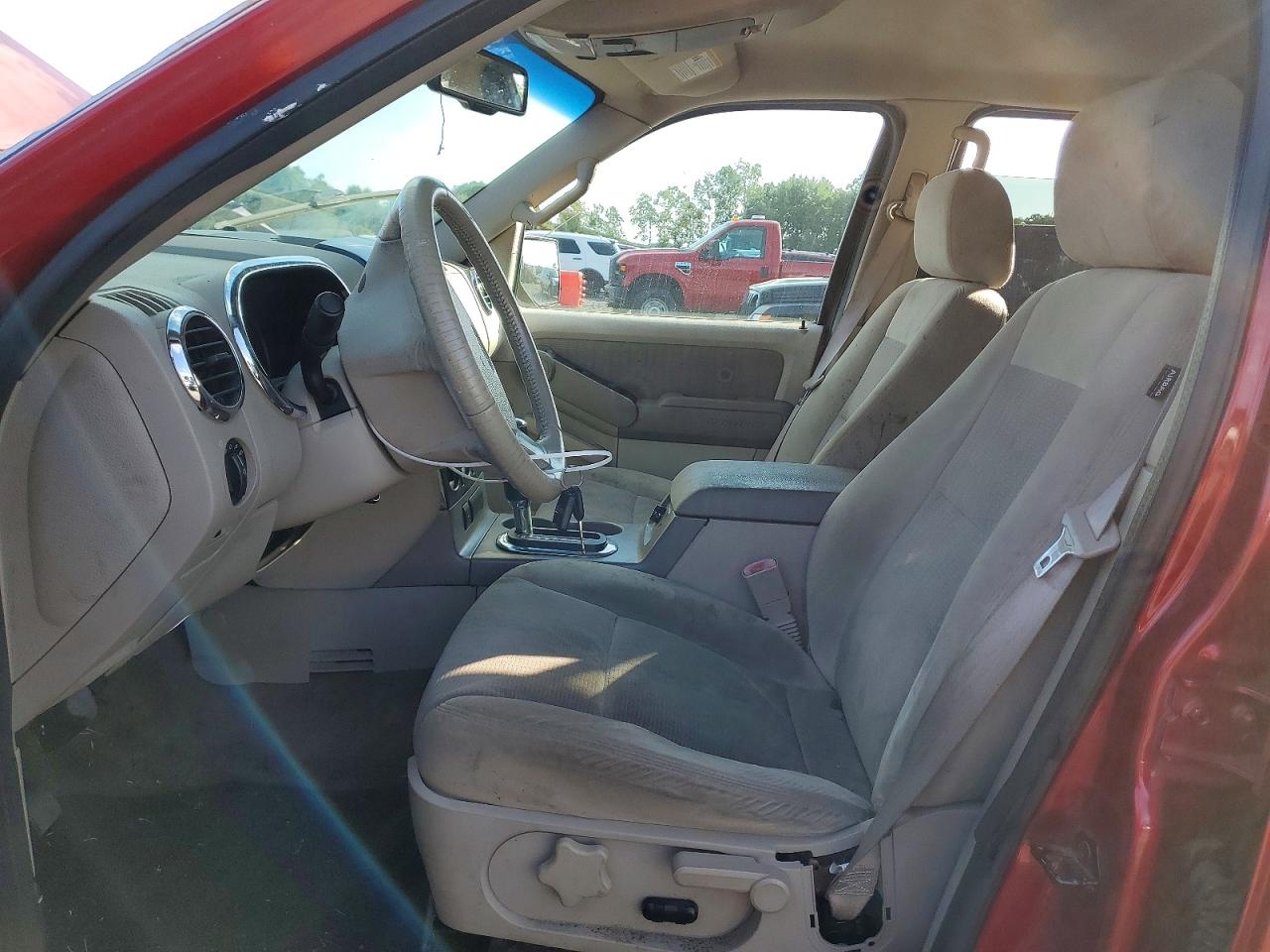 2007 Ford Explorer Xlt Red vin: 1FMEU73E87UB74164