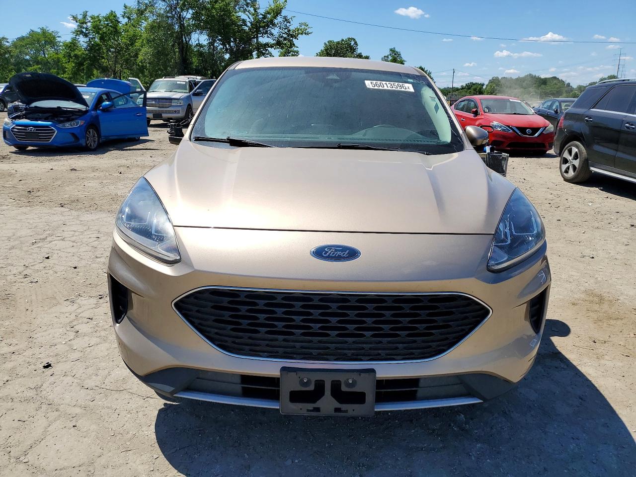 2021 Ford Escape Se Tan vin: 1FMCU0G61MUA14107