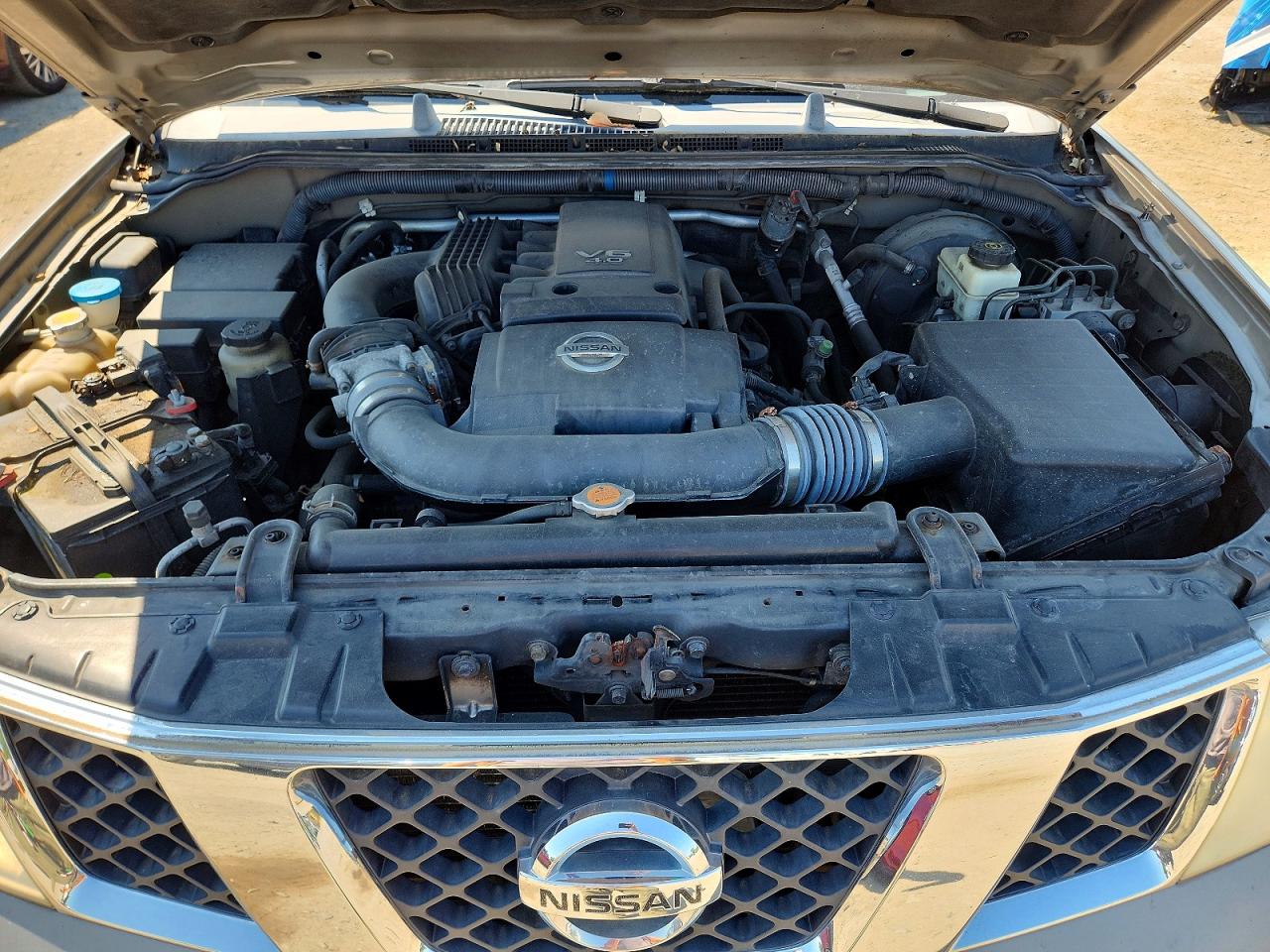 2005 Niss Pathfinder Tan vin: 5N1AR18W35C768484