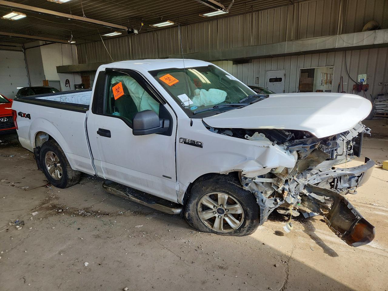 2016 Ford F150 White vin: 1FTMF1EP0GKE21985