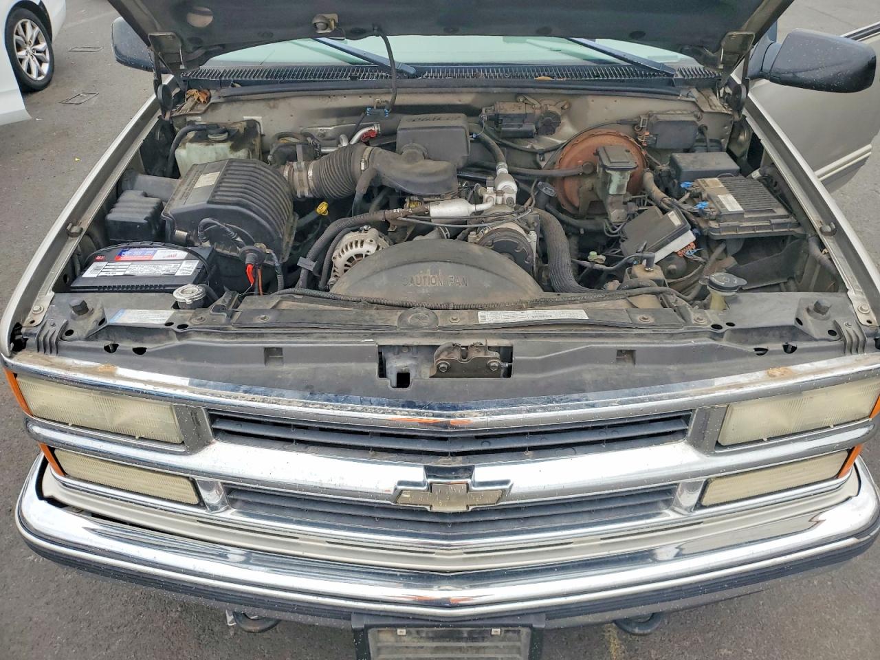1999 Chevrolet Suburban K1500 Silver vin: 3GNFK16R0XG113041