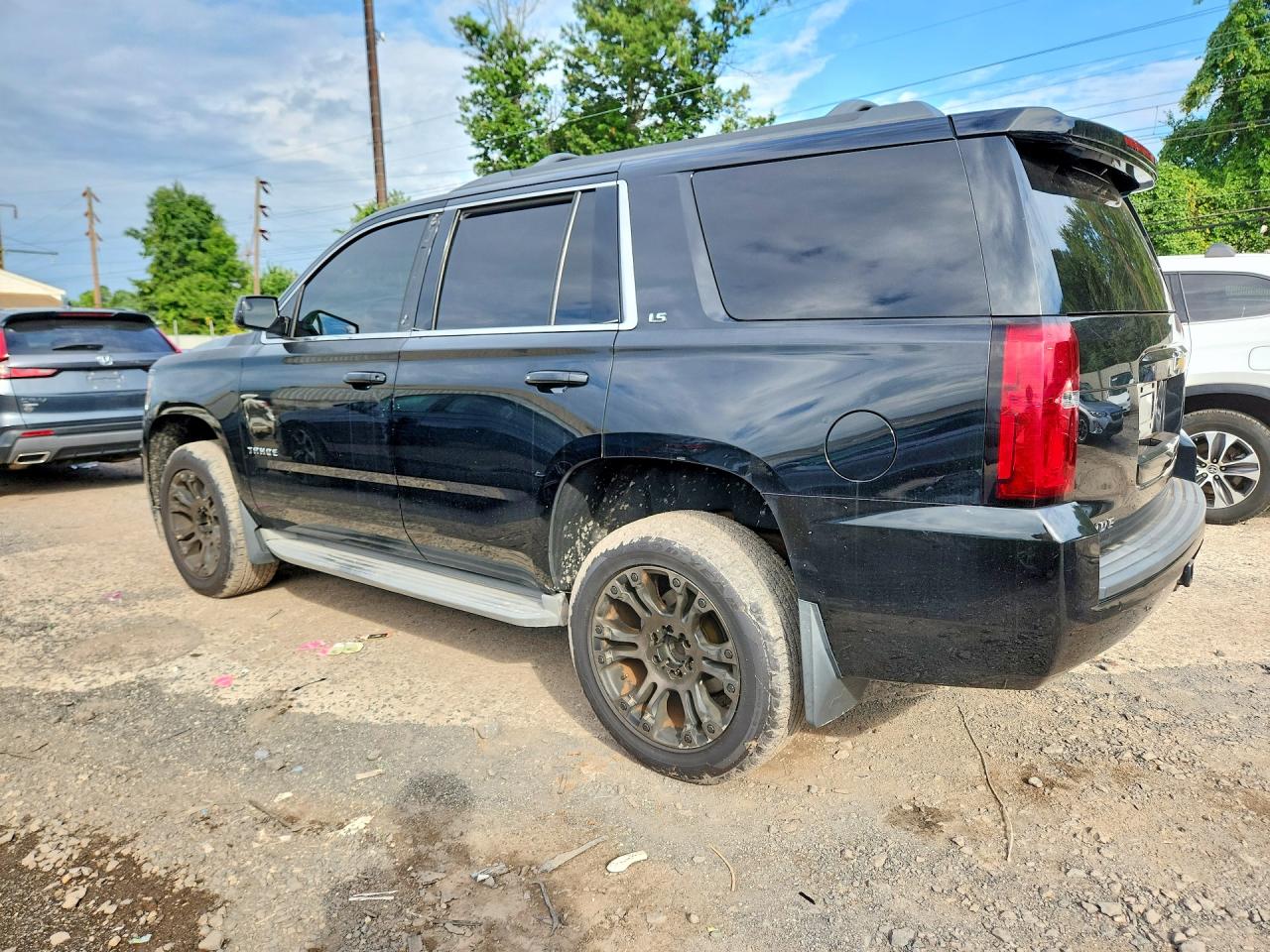 2015 Chevrolet Tahoe K1500 Ls Black vin: 1GNSKAKC8FR174913
