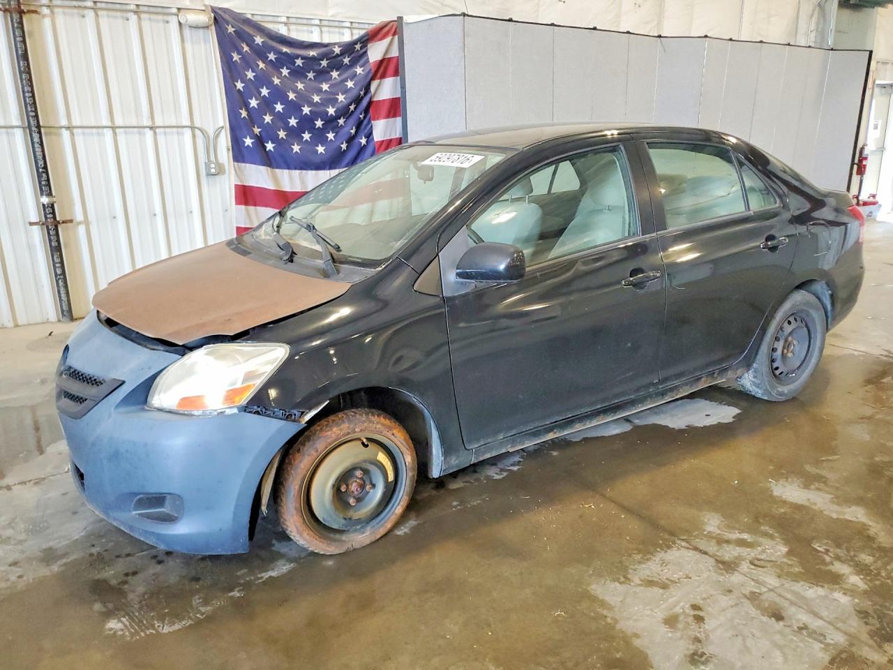 2008 Toyota Yaris Base Black vin: JTDBT903684005738