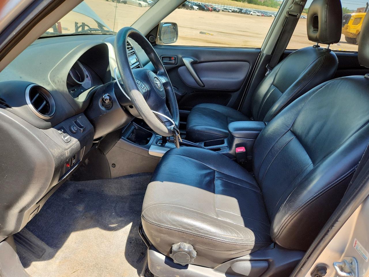 2004 Toyota Rav4 Base Серебряный vin: JTEHD20V140006132