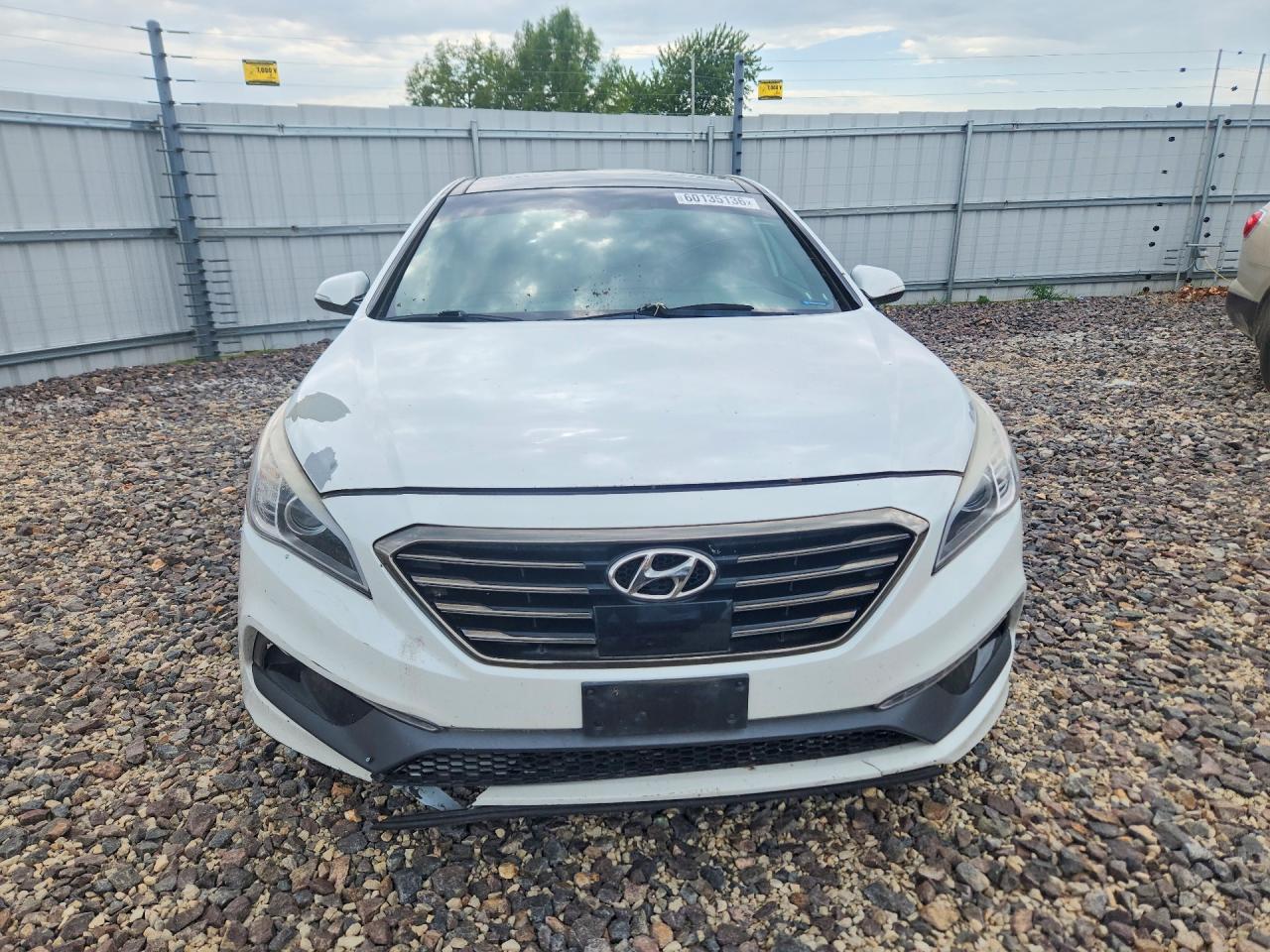 2015 Hyundai Sonata Limited 2.0t White vin: 5NPE34AB3FH250672