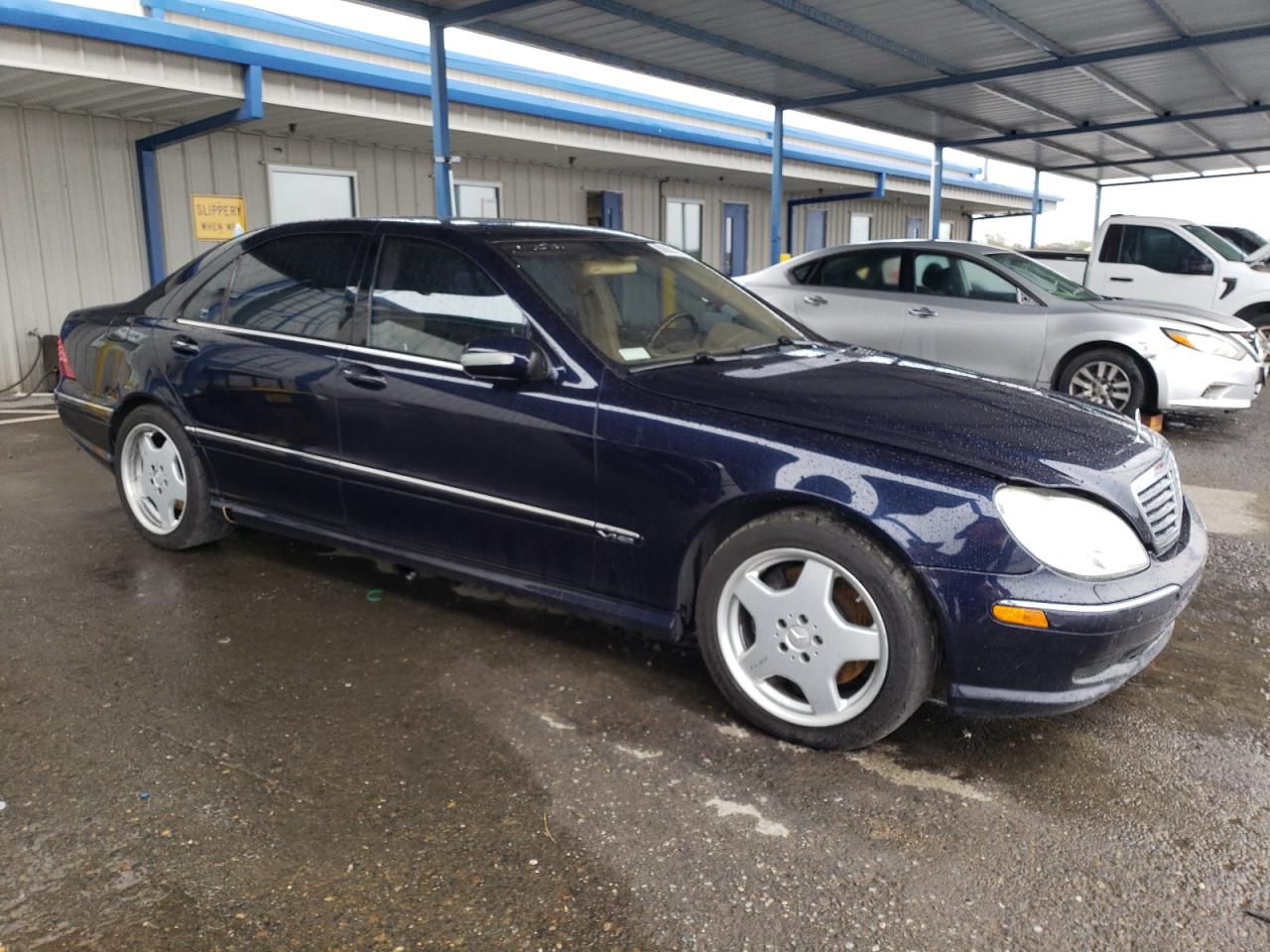 2001 Mercedes-benz S 600 Blue vin: WDBNG78J61A190162