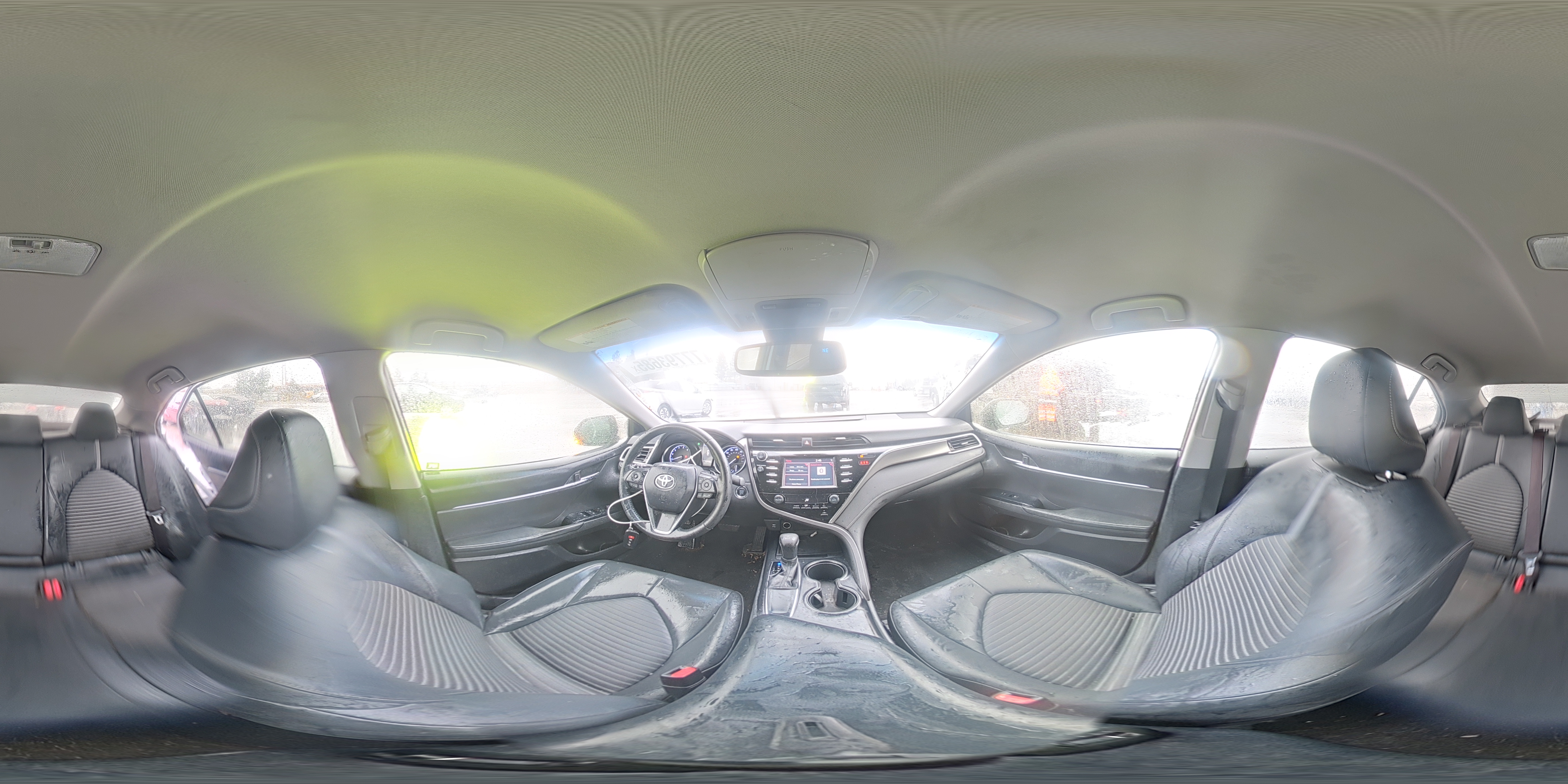 2018 Toyota Camry L Серебряный vin: JTNB11HK8J3049833