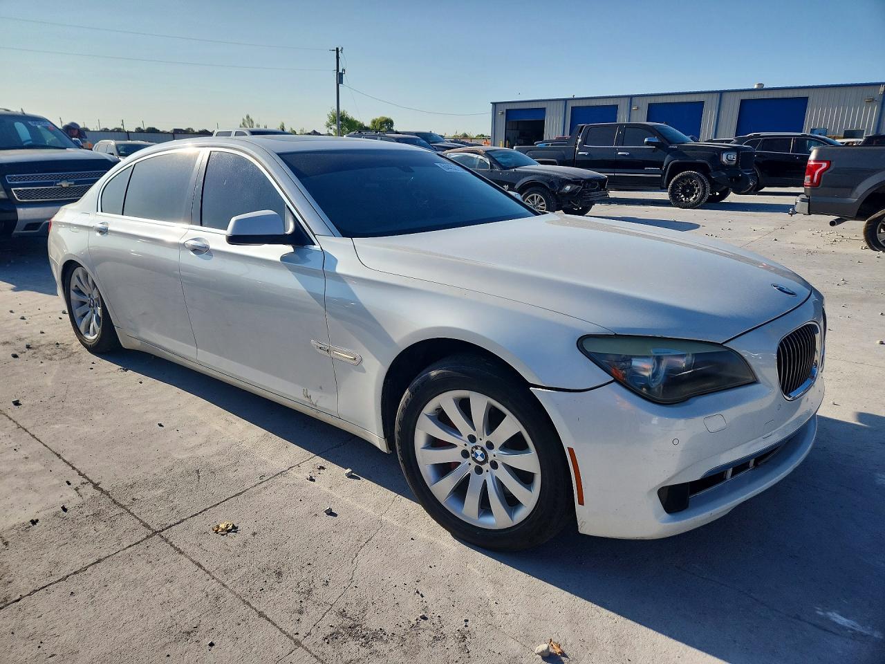 2010 Bmw 750 Li Xdrive Белый vin: WBAKC8C5XAC430847