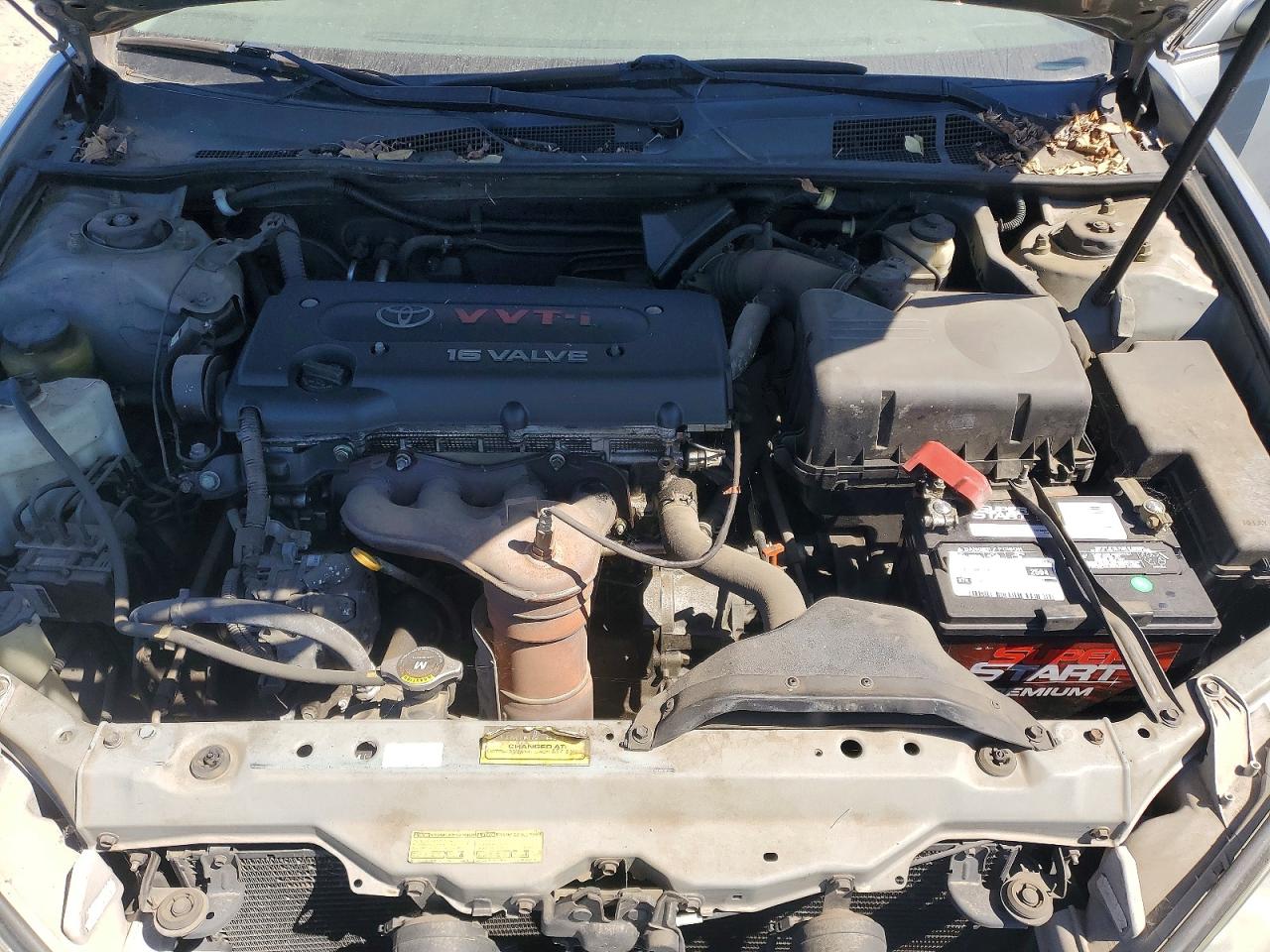 2005 Toyota Camry Le Silver vin: 4T1BE32K75U613321