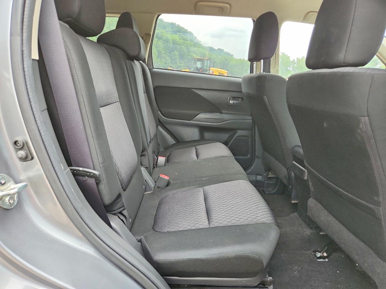 2014 Mitsubishi Outlander Se Серый vin: JA4AZ3A32EZ003287