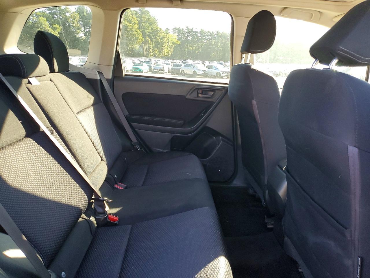2014 Subaru Forester 2.5i Premium Tan vin: JF2SJAEC9EH539211
