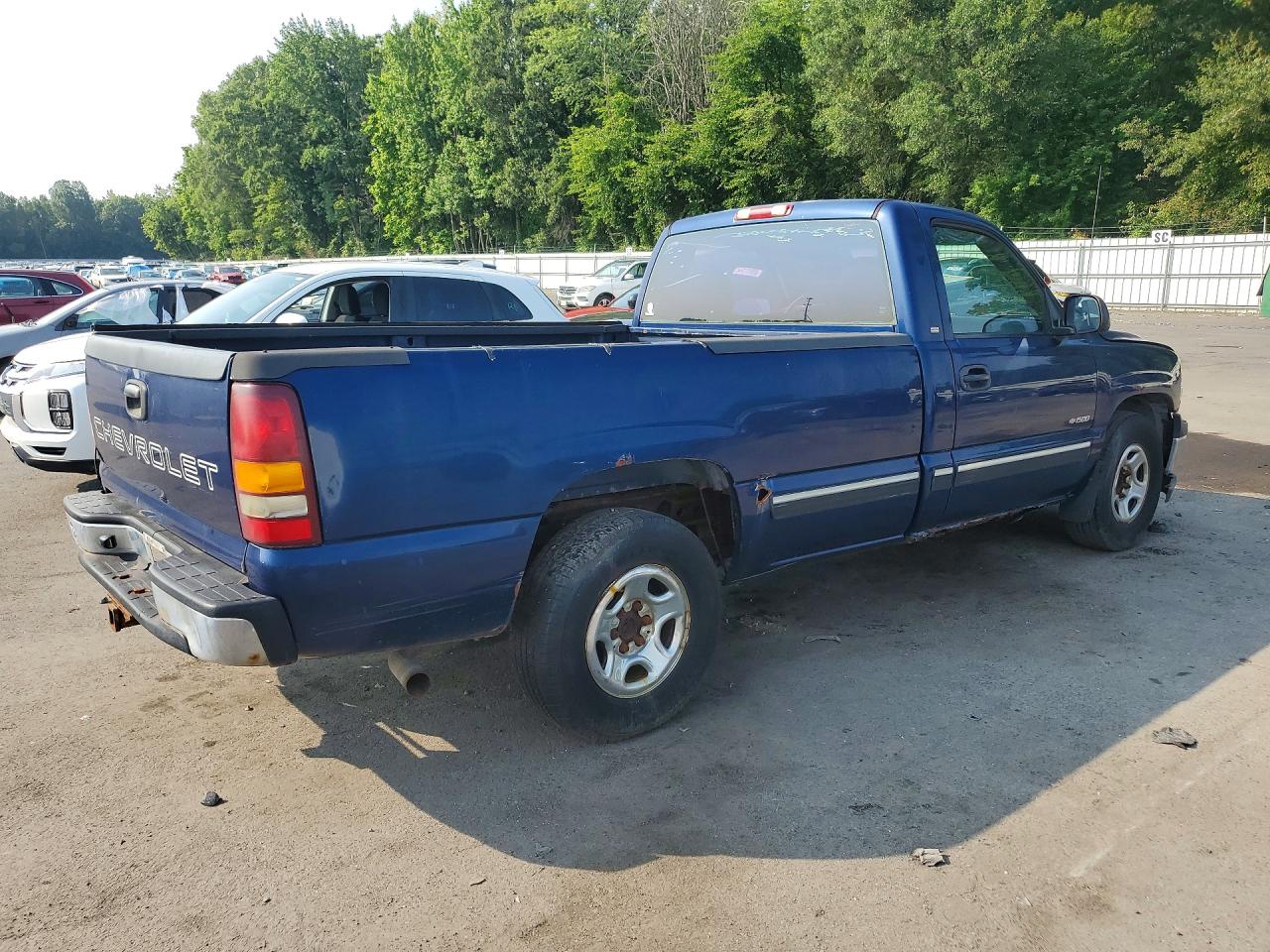 2002 Chevrolet Silverado C1500 Blue vin: 1GCEC14W12Z219890
