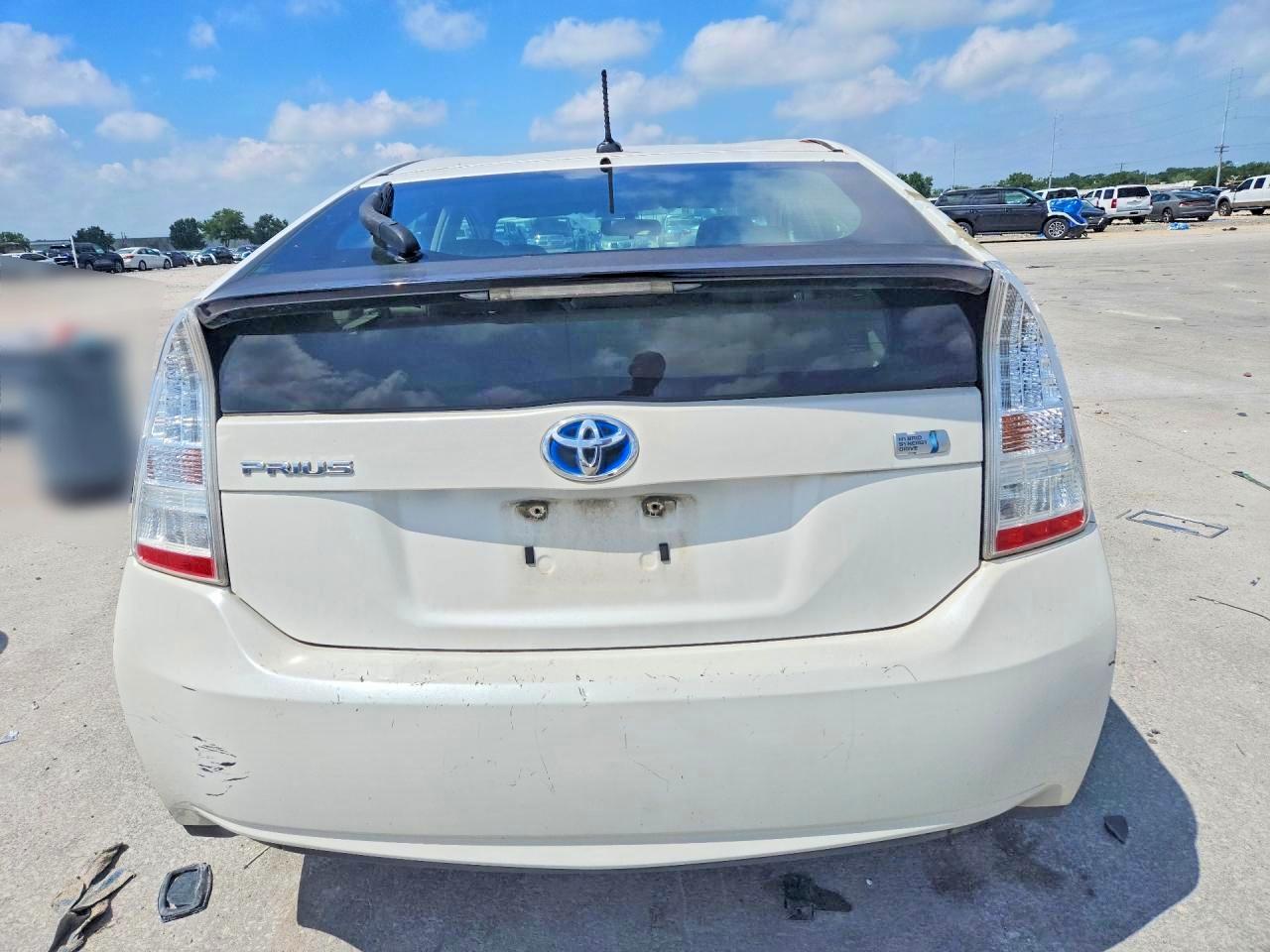 2010 Toyota Prius Ii White vin: JTDKN3DU0A0077607