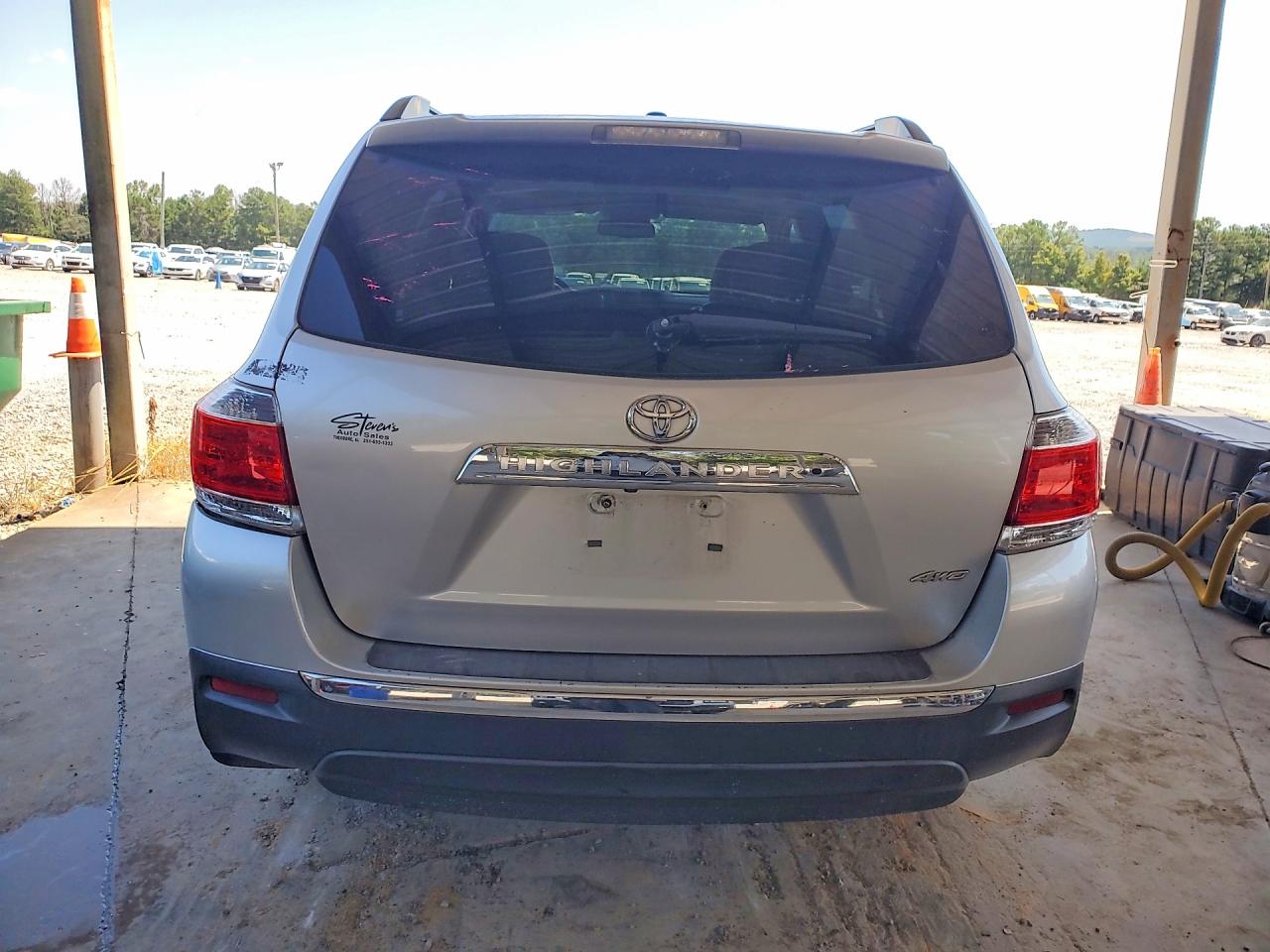 2013 Toyota Highlander Base Silver vin: 5TDBK3EH1DS277116
