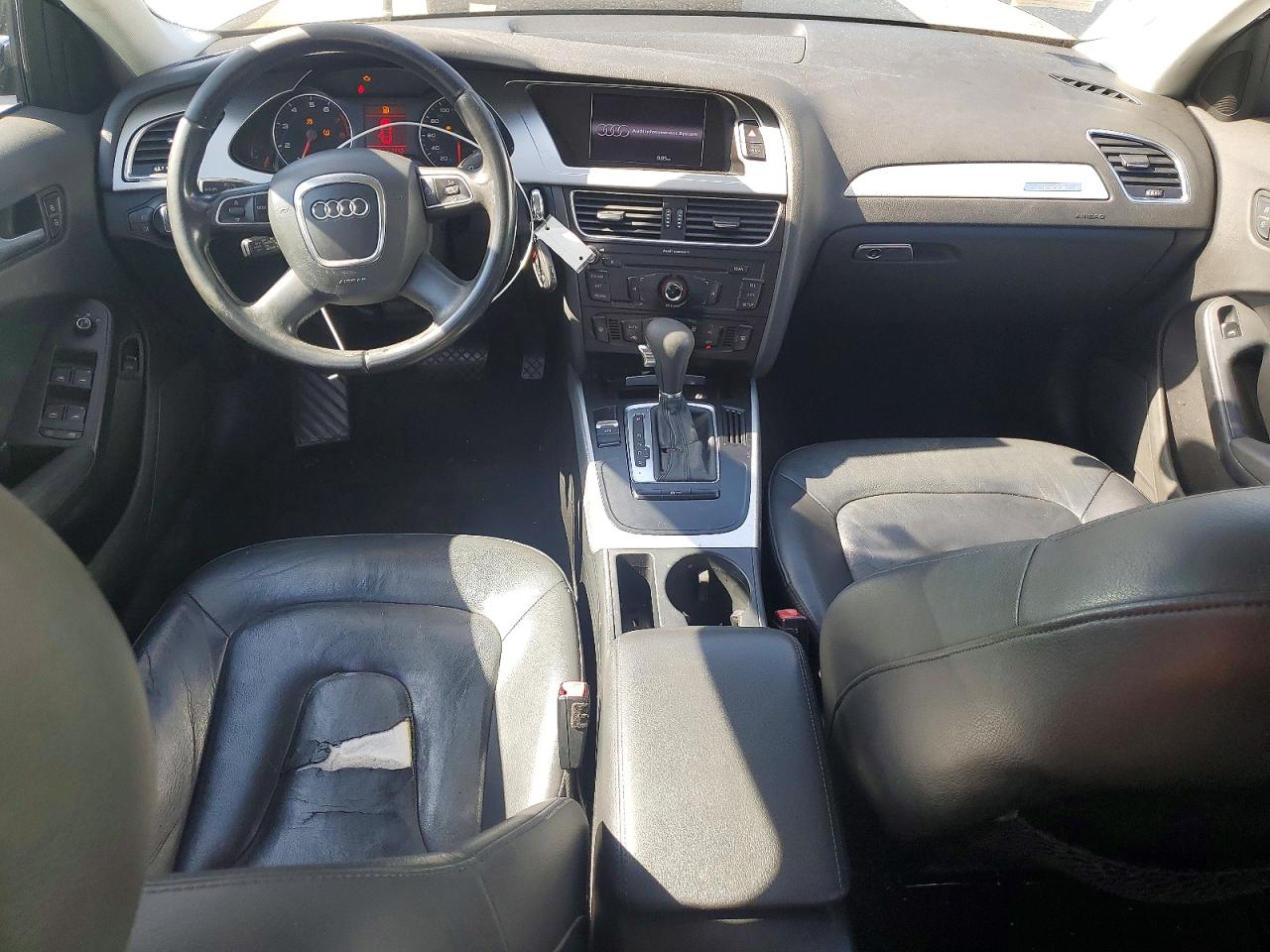 2012 Audi A4 Premium Silver vin: WAUBFAFL8CA047612